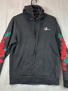 Young Reckless Womens Sweatshirt Hoodie MED Embroidery Roses Grunge Dark Floral